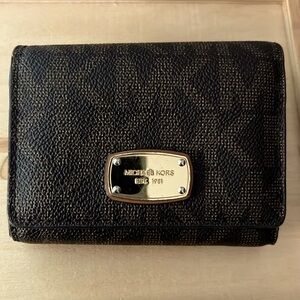 Michael Kors wallet